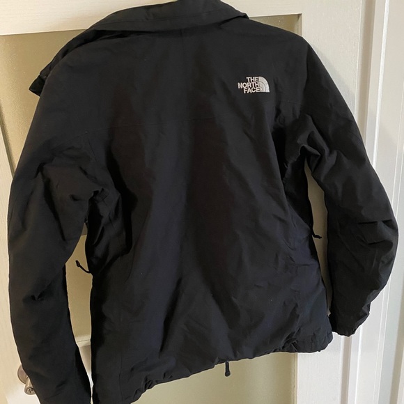 North Face Winter Coat - Picture 6 of 6